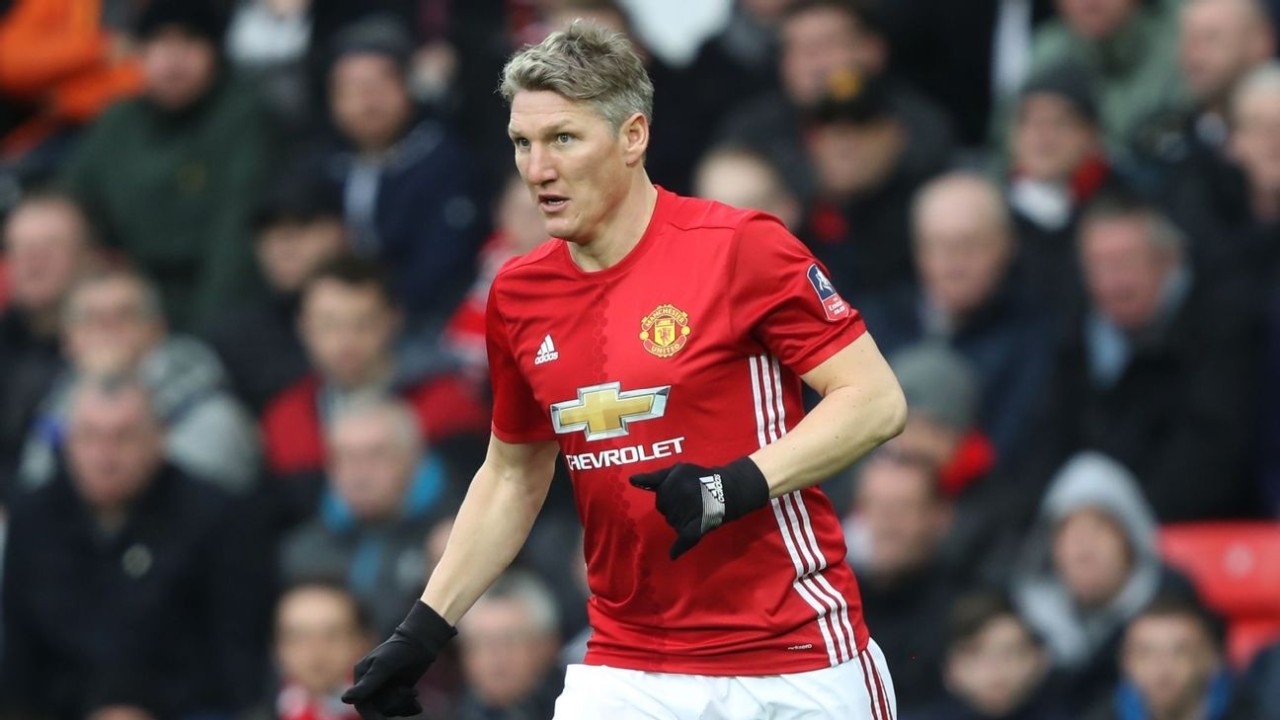 Schweinsteiger explains Utd exile under Mourinho