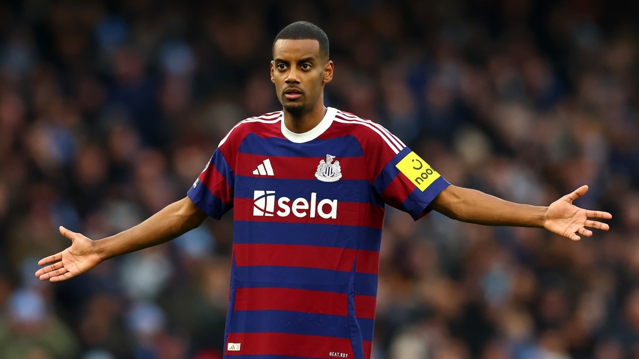 Alexander Isak: Arsenal, Barcelona, Chelsea & Liverpool learn Newcastle's asking price