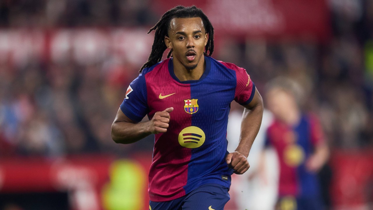 Hansi Flick fires warning to benched Barcelona star over another disciplinary breach