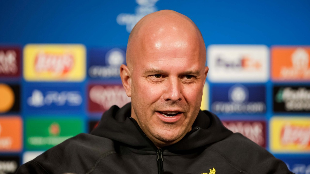 Arne Slot reveals 'best team in Europe' ahead of PSG clash