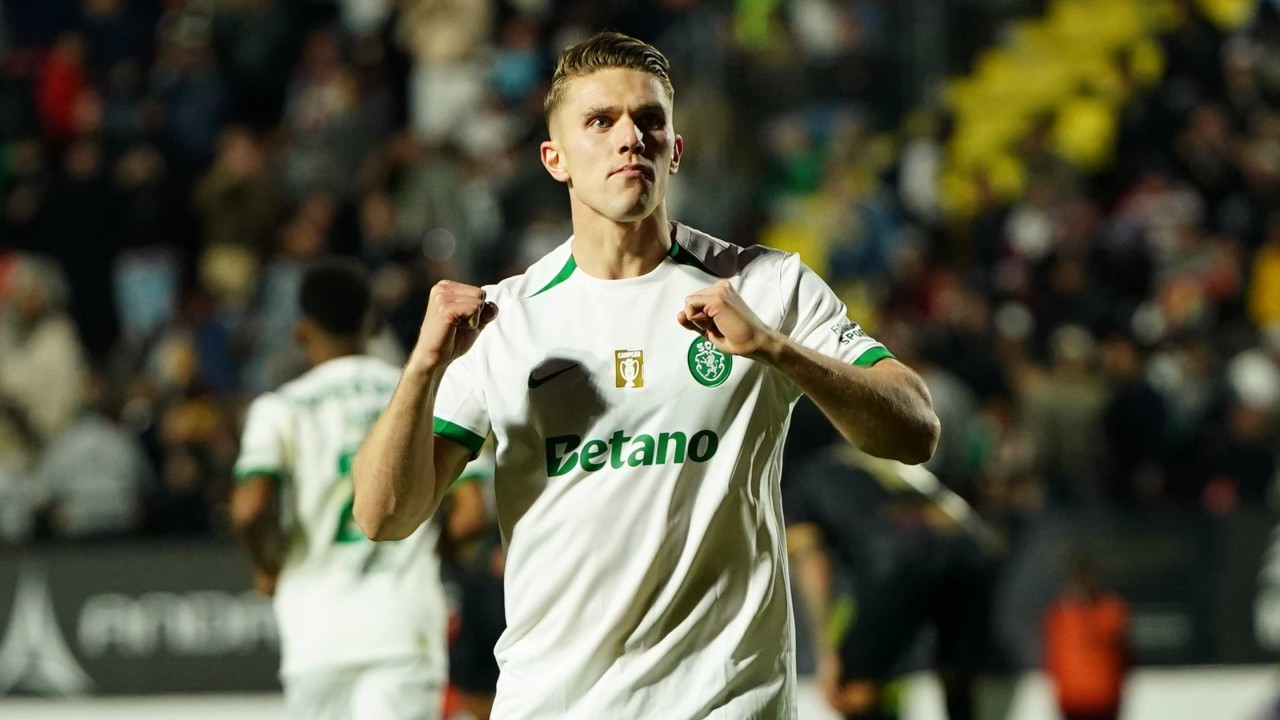Man Utd have 'friendship pact' with striker already in talks with Arsenal