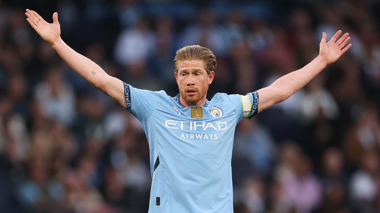 Kevin De Bruyne aims dig at Man City after contract snub