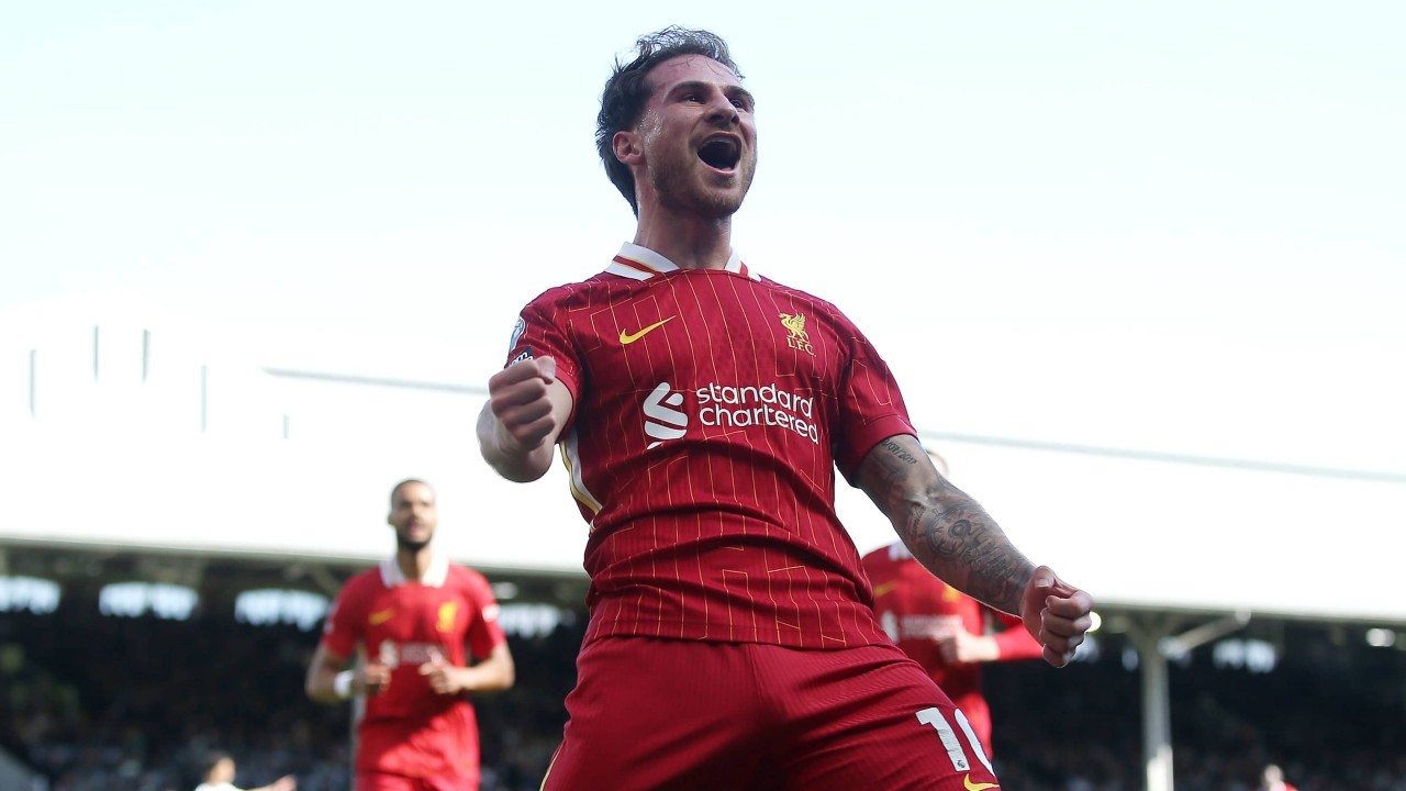 Premier League confirm Player & Manager of the Month winners for April