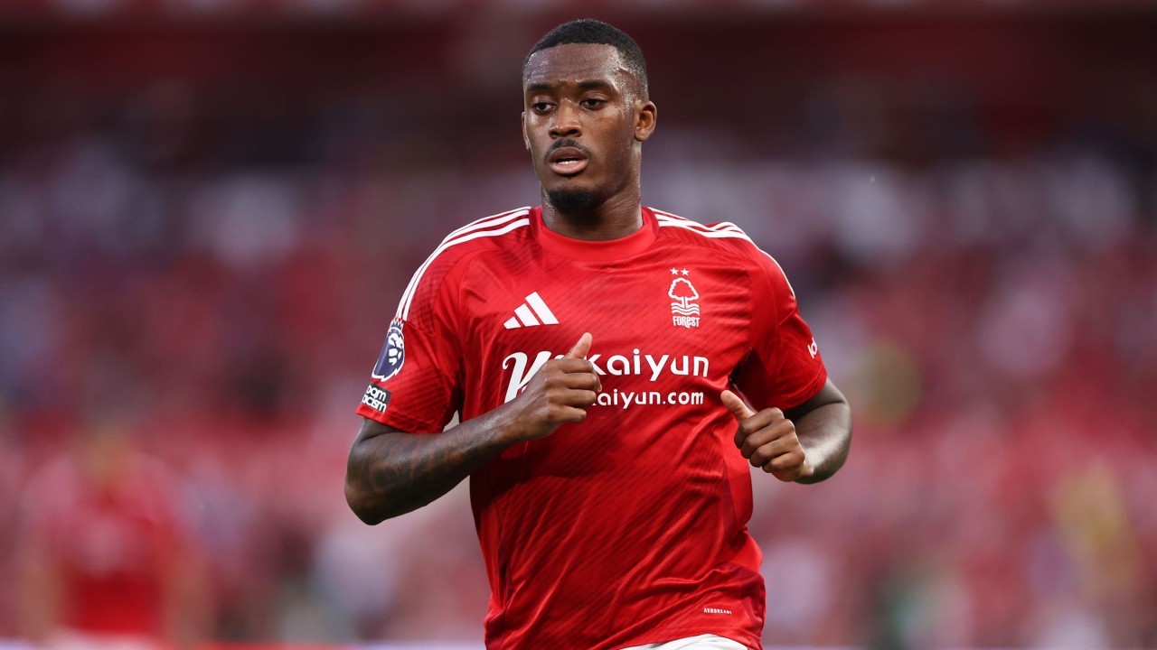 Man Utd monitor ex-Chelsea gem after Premier League rejuvenation
