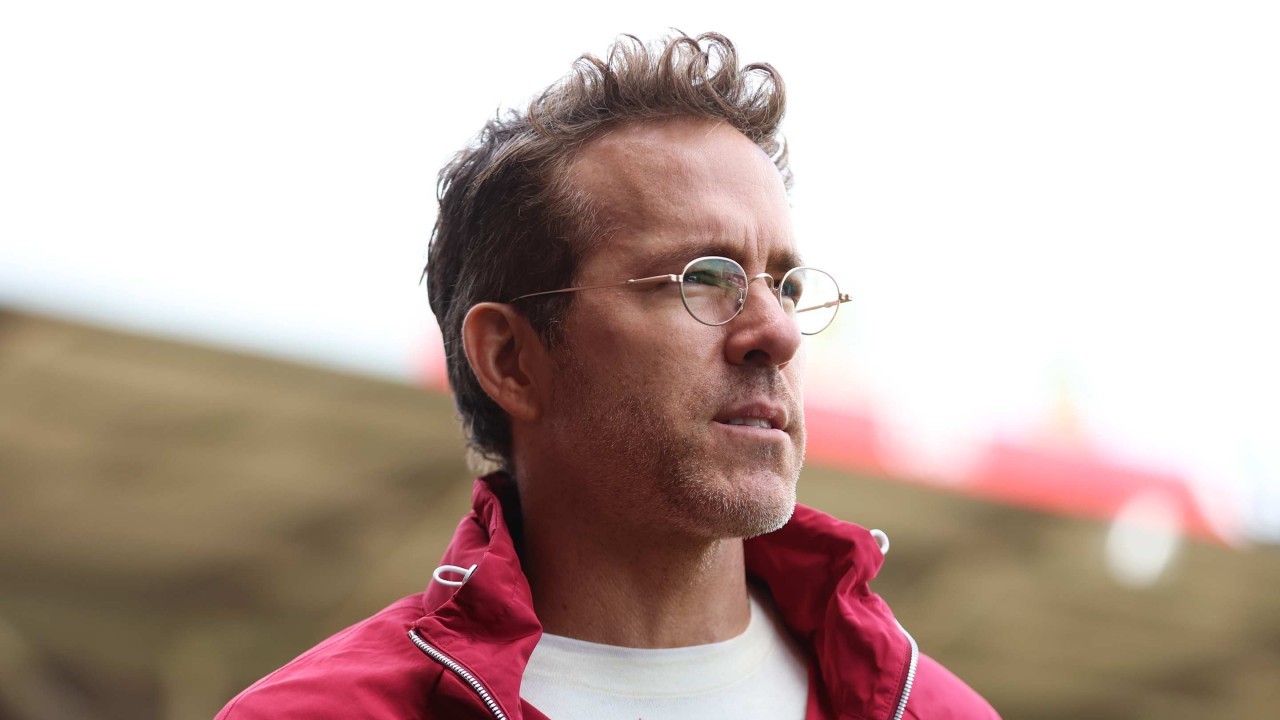 Ryan Reynolds donates £10,000 to fundraiser of Wrexham teenager